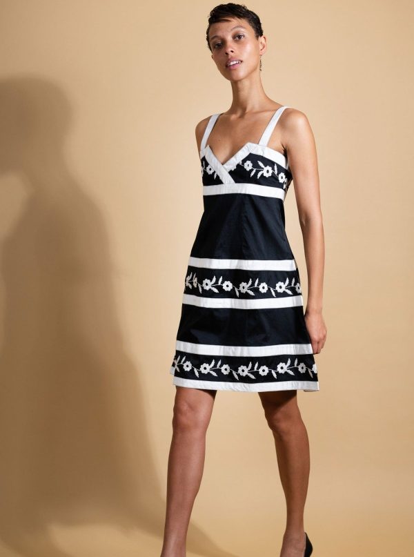 Lila Dress - Black - Image 4